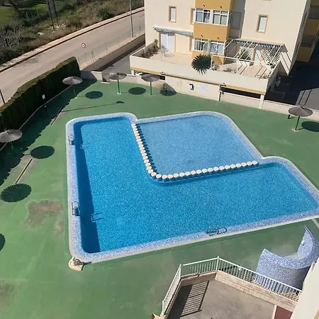Estupendo En Zona Tranquila