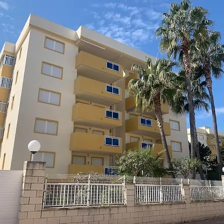 Apartamento Estupendo En Zona Tranquila *