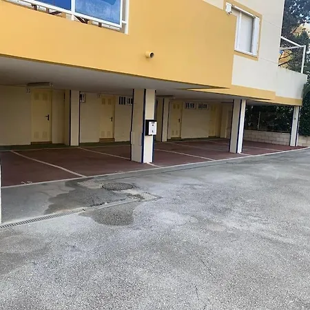 Apartamento Estupendo En Zona Tranquila